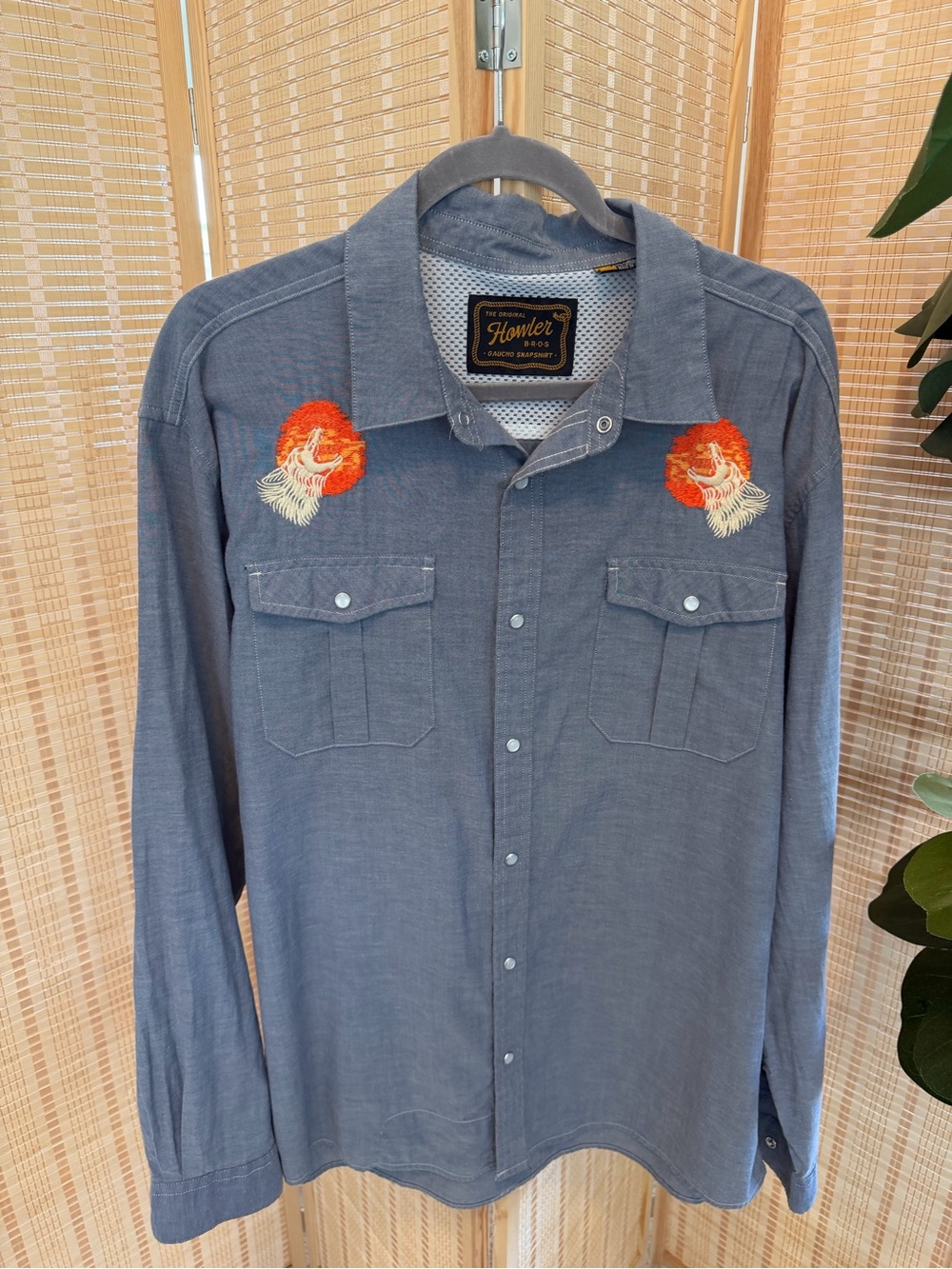 Howler Bros - Gaucho Snapshirt - Bark at the Moon - XL - Picture 2 of 7